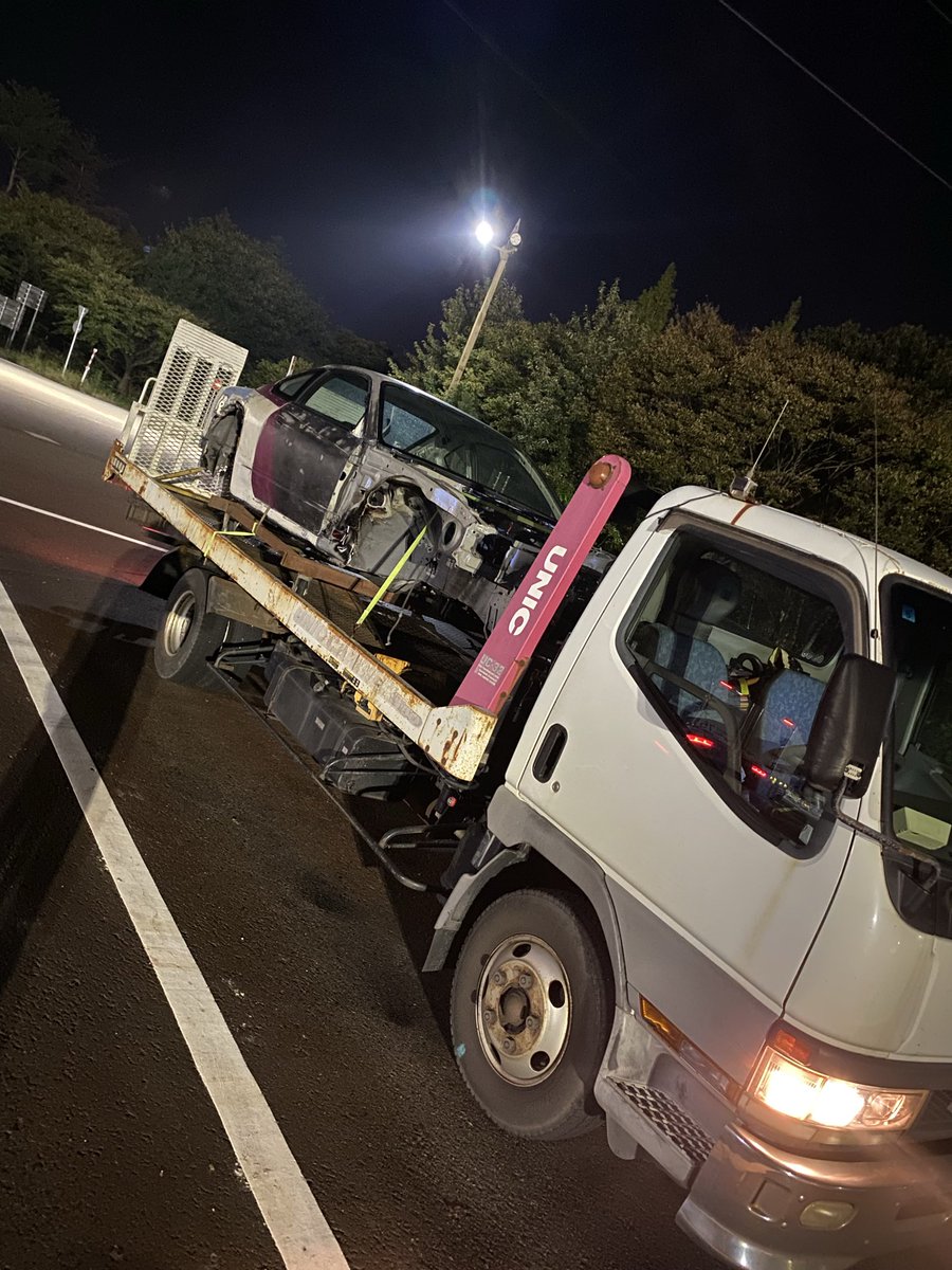 バンペイユ様 💙 Nissan (Y32) Gloria VIP 