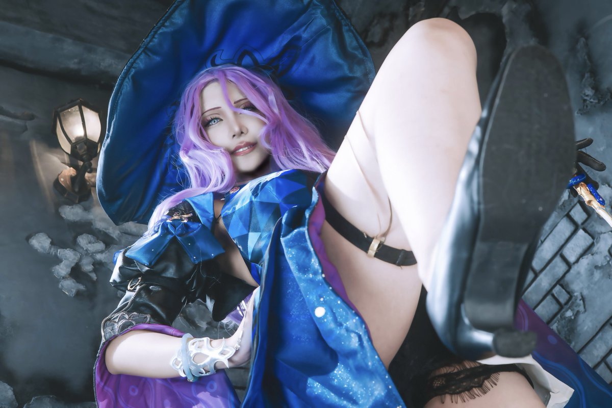 【cosplay】崩壊スターレイル/ジェイド
…………

これでもう、後戻りはできないわ。

　　　　　　　　貴方も、私も________

………….
Photo▶︎<a href="/kagiikkoo/">かぎっこ</a> さん
#jade #HonkaiStarRail  #コスプレ