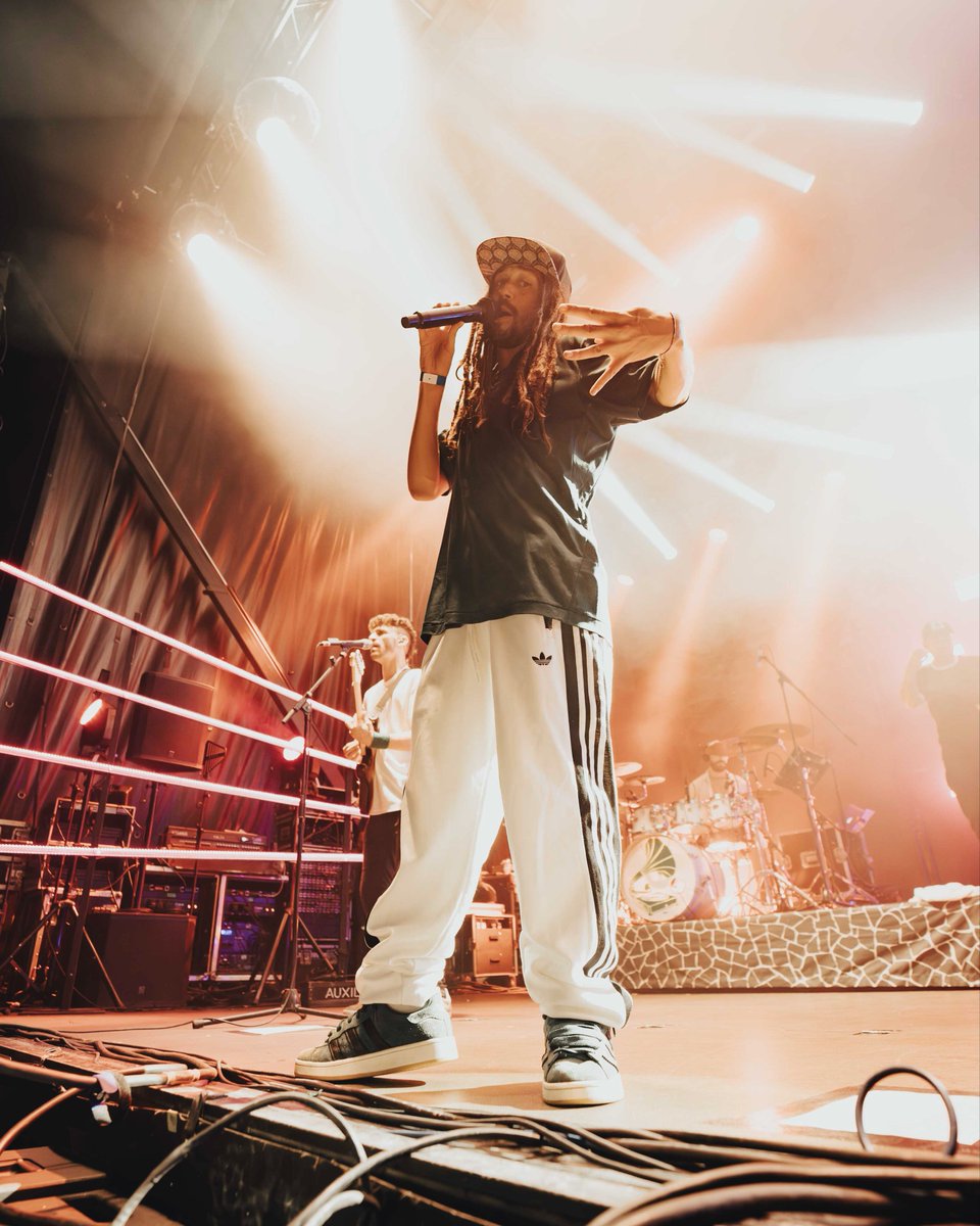 Auxili_Band's tweet image. Girona! Ens veiem hui a les 01:30. Anem amb sorpresa!