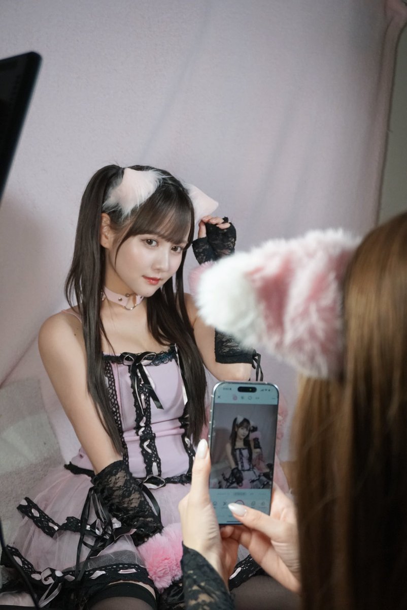sugales_noah's tweet photo. 今年のハロウィンもスーパーアイドルまゆちゃんの亡霊しました、ヘビロテ〜🧠🎀🤍 https://t.co/m9U1vnGbZd