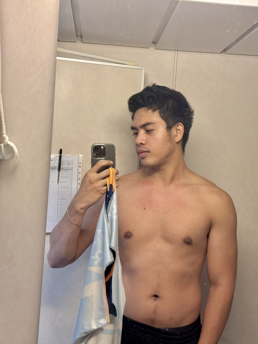 DBerto21's tweet photo. Another Day 1 💪 https://t.co/6NHhv1m8R1