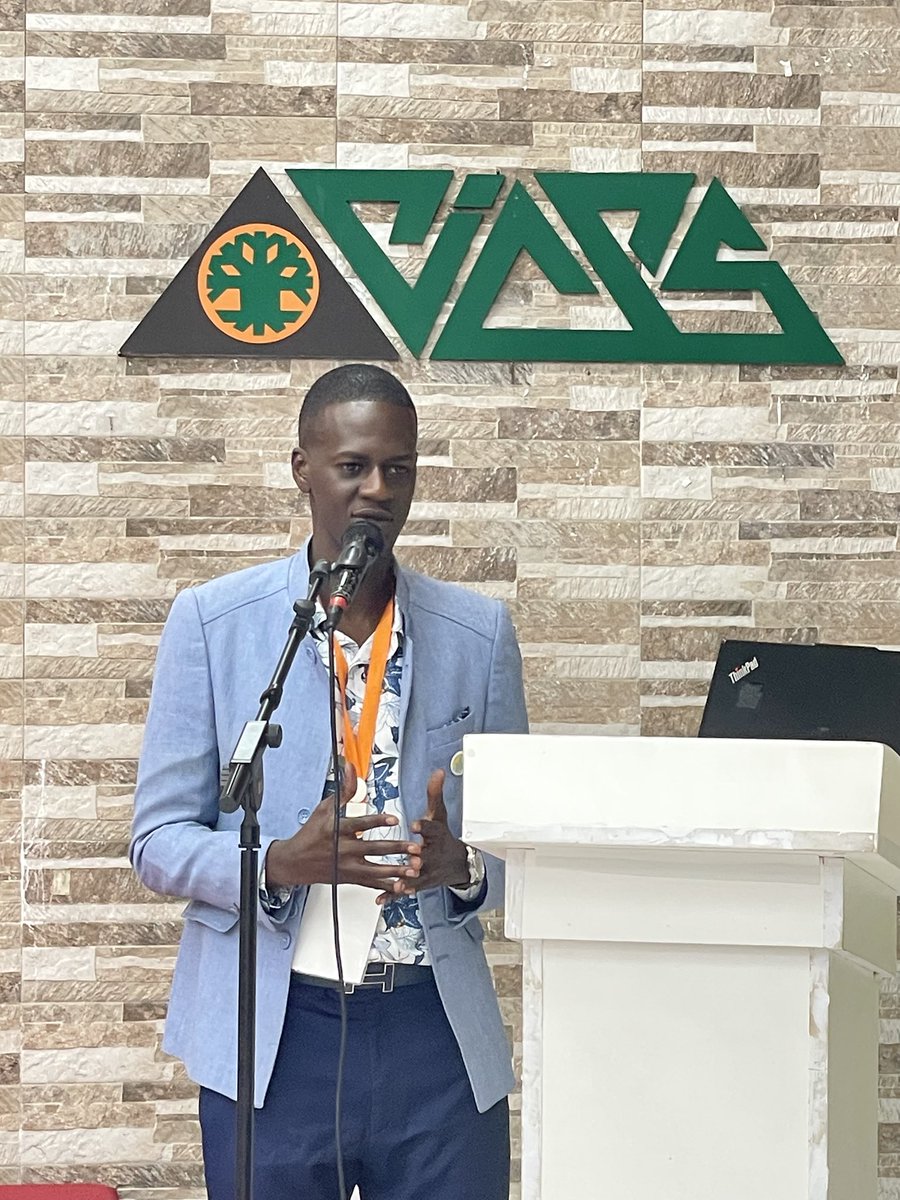 🎙️ Habib Diallo ouvre cette 2ᵉ journée des Dakar Bitcoin Days !

Il parle de « Bitcoin et éducation financière au Sénégal » — une présentation qui explore comment Bitcoin peut renforcer l’autonomie financière et encourager une meilleure inclusion économique.

#DakarBitcoinDays
