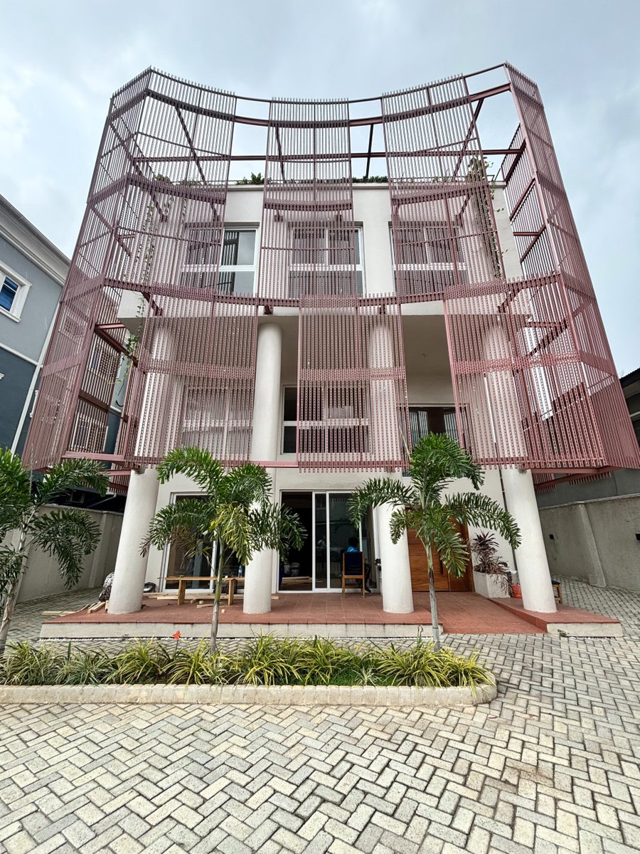 brokerfieldng's tweet photo. Ground floor space in a freshly renovated arts building (Centre for Contemporary Arts, Yaba) 🎨

• 128sqm total
• 82sqm seating area
• Kitchen, store, &amp; office
• Art display optional 🖼️
• In the heart of Yaba’s creative hub

#Yaba #LagosProperty #ForLease #LagosRestaurants https://t.co/B8EyhXd5uC