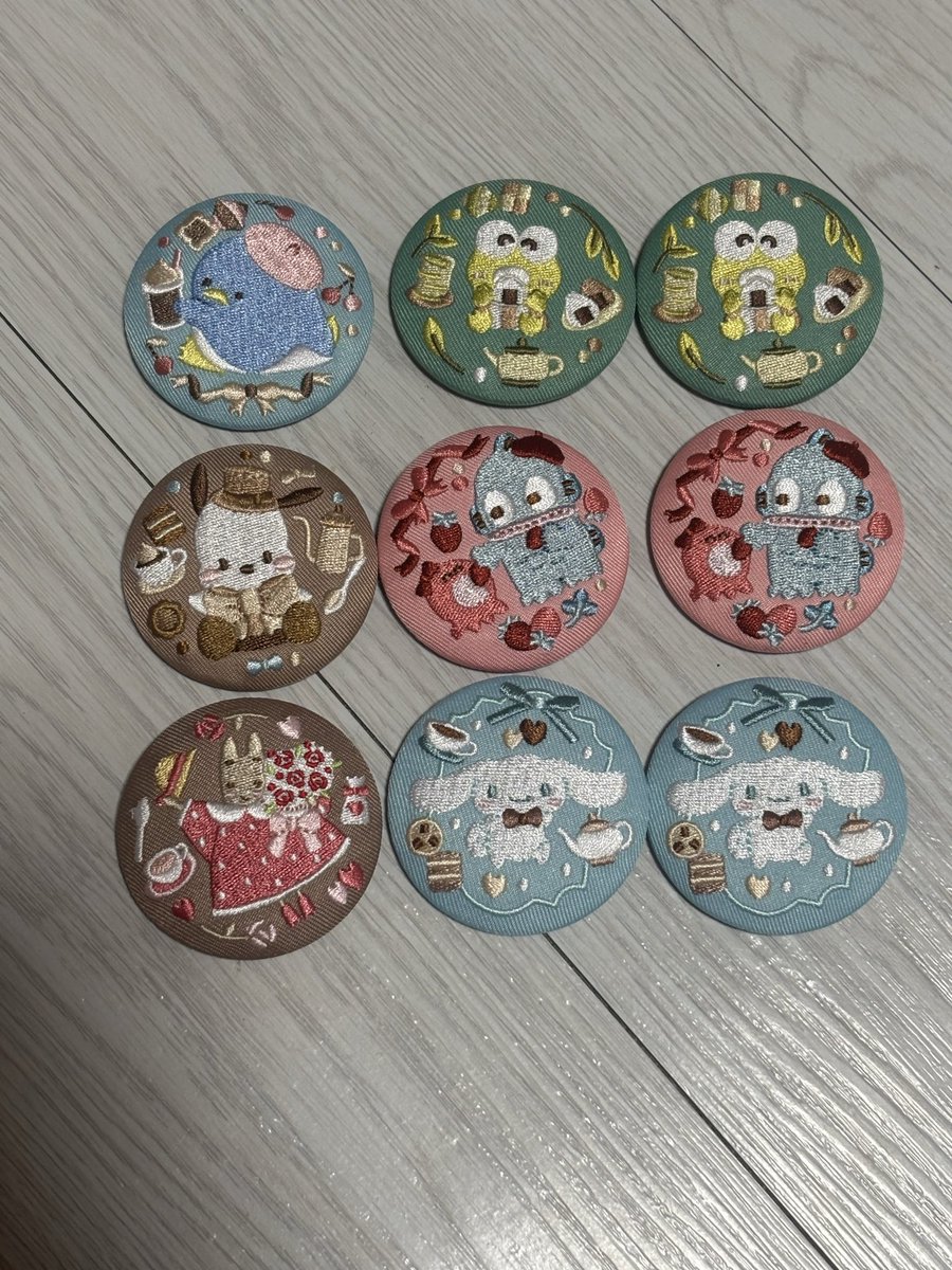 1luvNk's tweet photo. サンリオ　刺繍　缶バッチ　交換

求:クロミ　ポムポムプリン
譲:ケロケロケロッピ　タキシードサム
　　ポチャッコ　ハンギョドン　
　　シナモロール　マロンクリーム https://t.co/lIGsTjiTx8