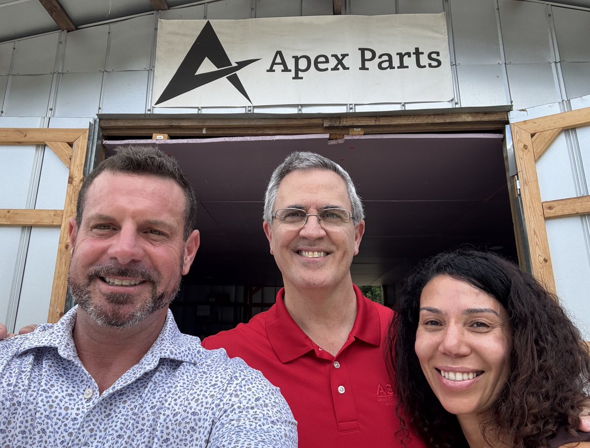 aviationsupp's tweet image. Congrats @ApexParts on passing the #ASA100 Surveillance Audit! 🎉 A true mark of excellence. Pictured: @JoshCohen, #ASAAuditor @TonyCafarchio, &amp;amp; @XiomaraAnderson. #Airbus #Boeing #USM #EngineTeardown #EngineBuildup #Leasing #Consulting