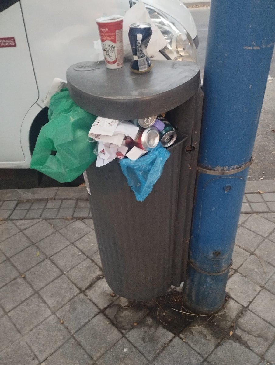 <a href="/AytoLeganes/">Ayuntamiento de Leganés</a> <a href="/marecuencopp/">Miguel Ángel Recuenco 🇪🇦</a> <a href="/Leganes_MAmb/">Medio Ambiente y Sostenibilidad de Leganés</a> <a href="/vbonetatienza/">Vbonetatienza</a> No hagáis el ridículo y dejar de mentir que es pecado. ¿Leganés más limpio cada día? ¿de verdad? ¿pero donde tenéis los ojos? Leganés esta sucio y abandonado.