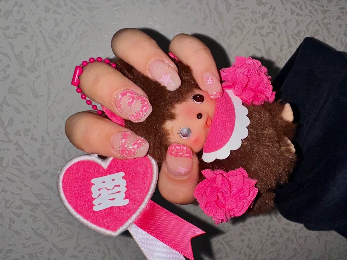 셀프네일 햇 ~~~~듀 ….. <<<3