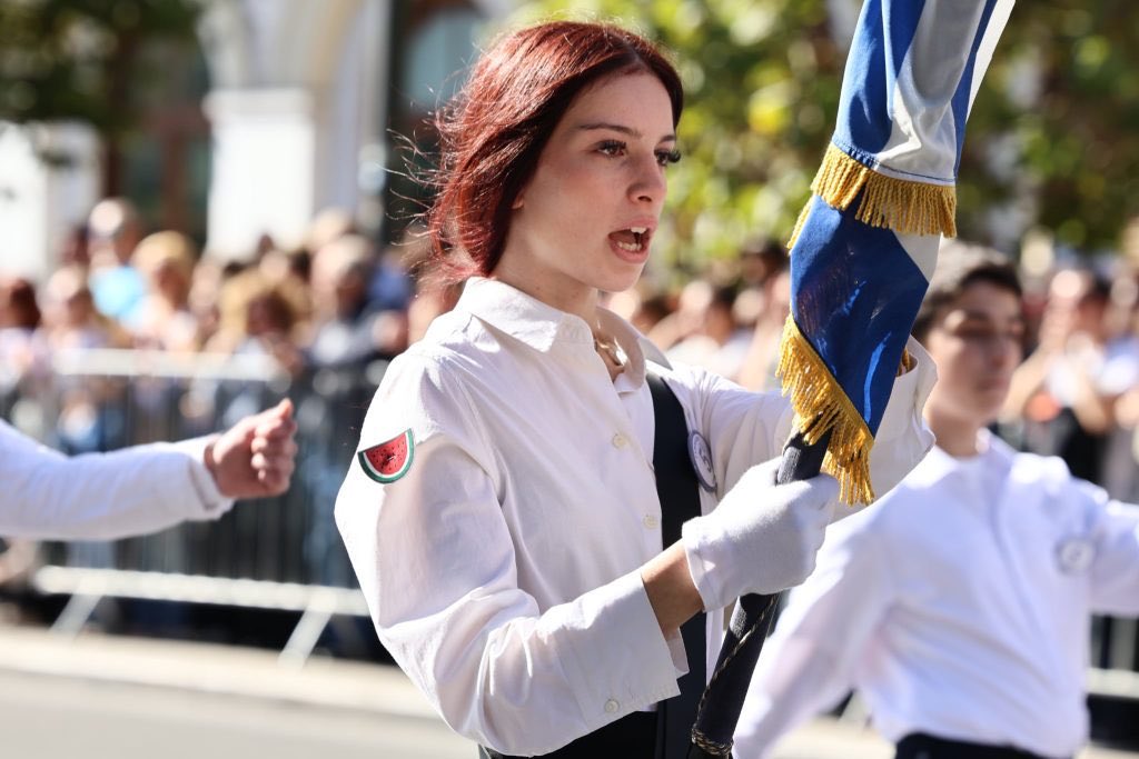 67Morgana's tweet photo. Δεν ξέρω για εσάς αλλά εγώ είμαι πολύ περήφανη για αυτό το κορίτσι 
Μπράβο της κ μπράβο στους γονείς που την μεγάλωσαν 
Για τα δεξιά τρολ τι να κάνουμε ξύδι 🤡 https://t.co/zmH1R5AlOo