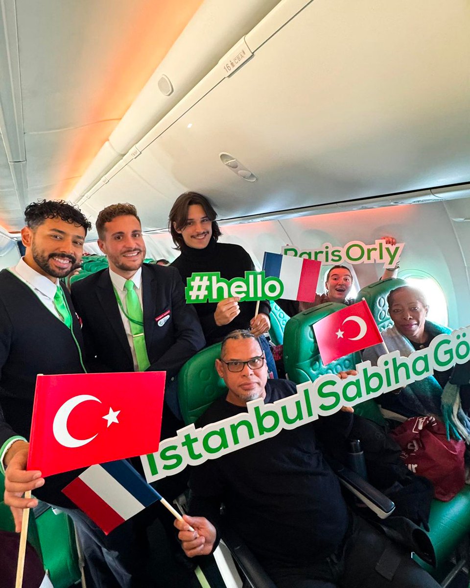 transaviaFR's tweet image. Depuis Orly direction Médine ou Istanbul ? ✈️
Le plus dur c’est de choisir… 👀