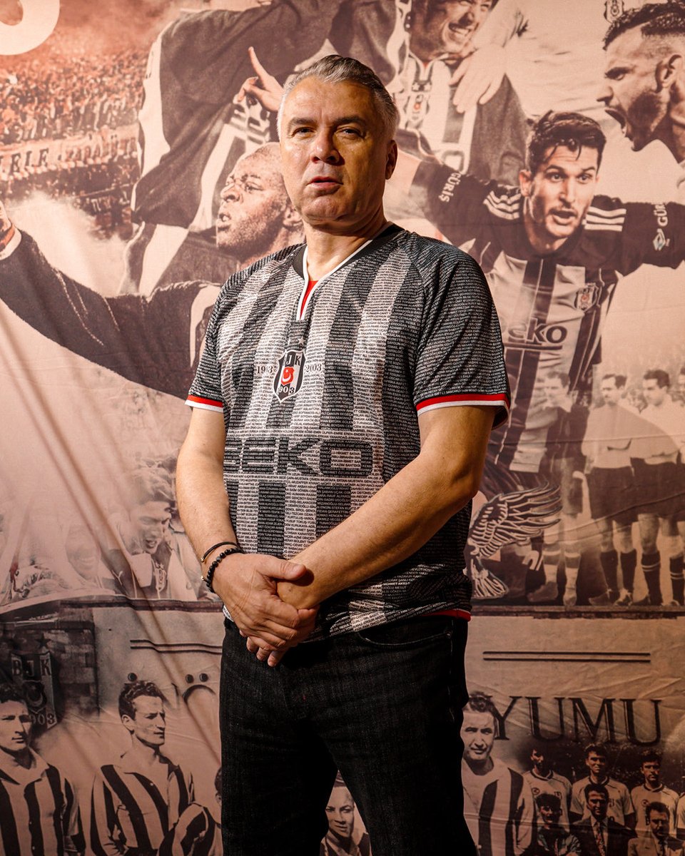 kdformatasarim's tweet image. ADRIANO ATTI ŞAMPİYONLUK GELDİ

Beşiktaş&apos;ın yeniden ürettiği 100.Yıl özel formasından aldım, formada Adriano Correia var 😄