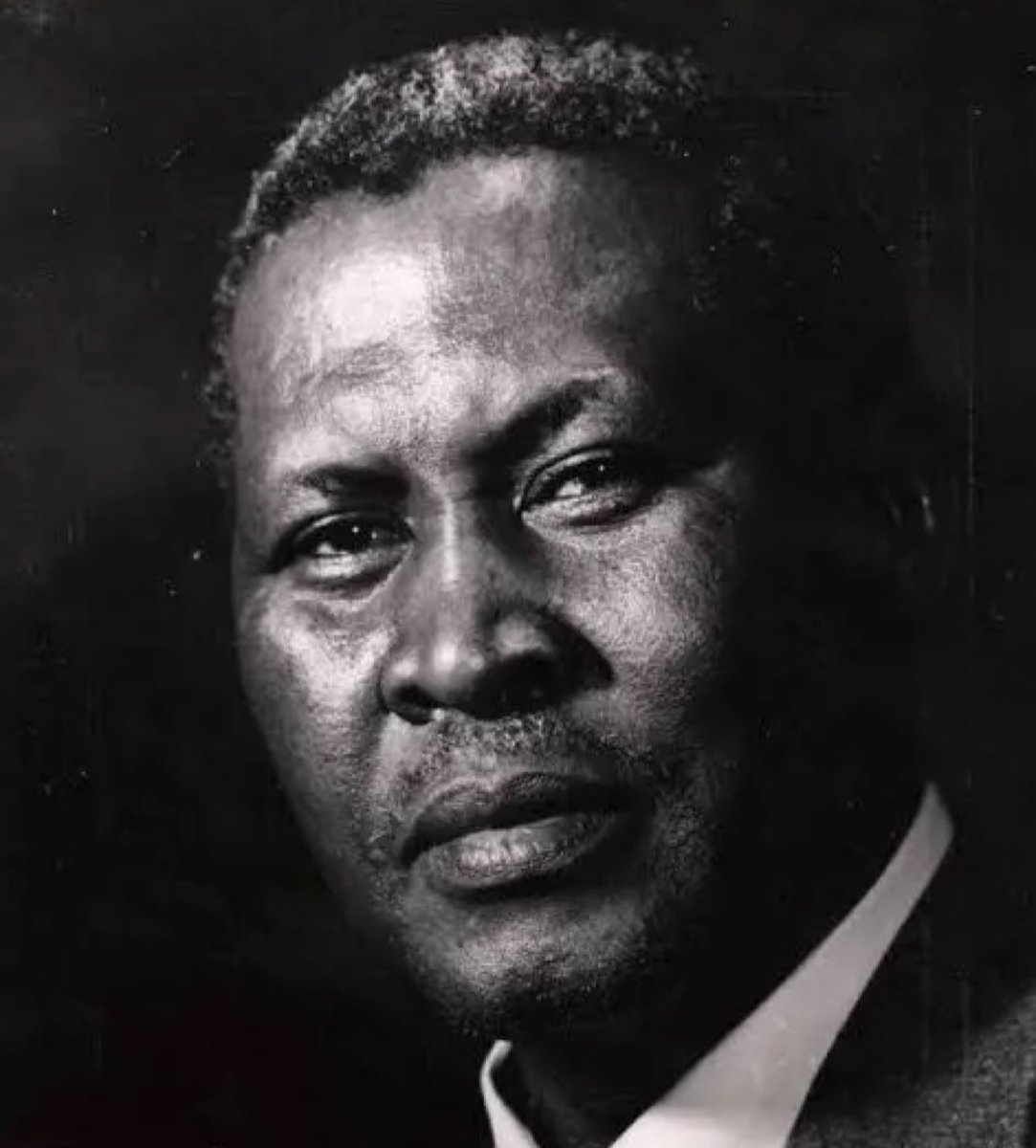 kimheller3's tweet photo. Breaking News 

The KwaZulu-Natal High Court has ruled that former ANC President-General, Chief Albert Luthuli was beaten to death by apartheid police. 

💔💔💔💔💔💔💔💔💔💔💔💔💔 https://t.co/EjMnfm4a9Y