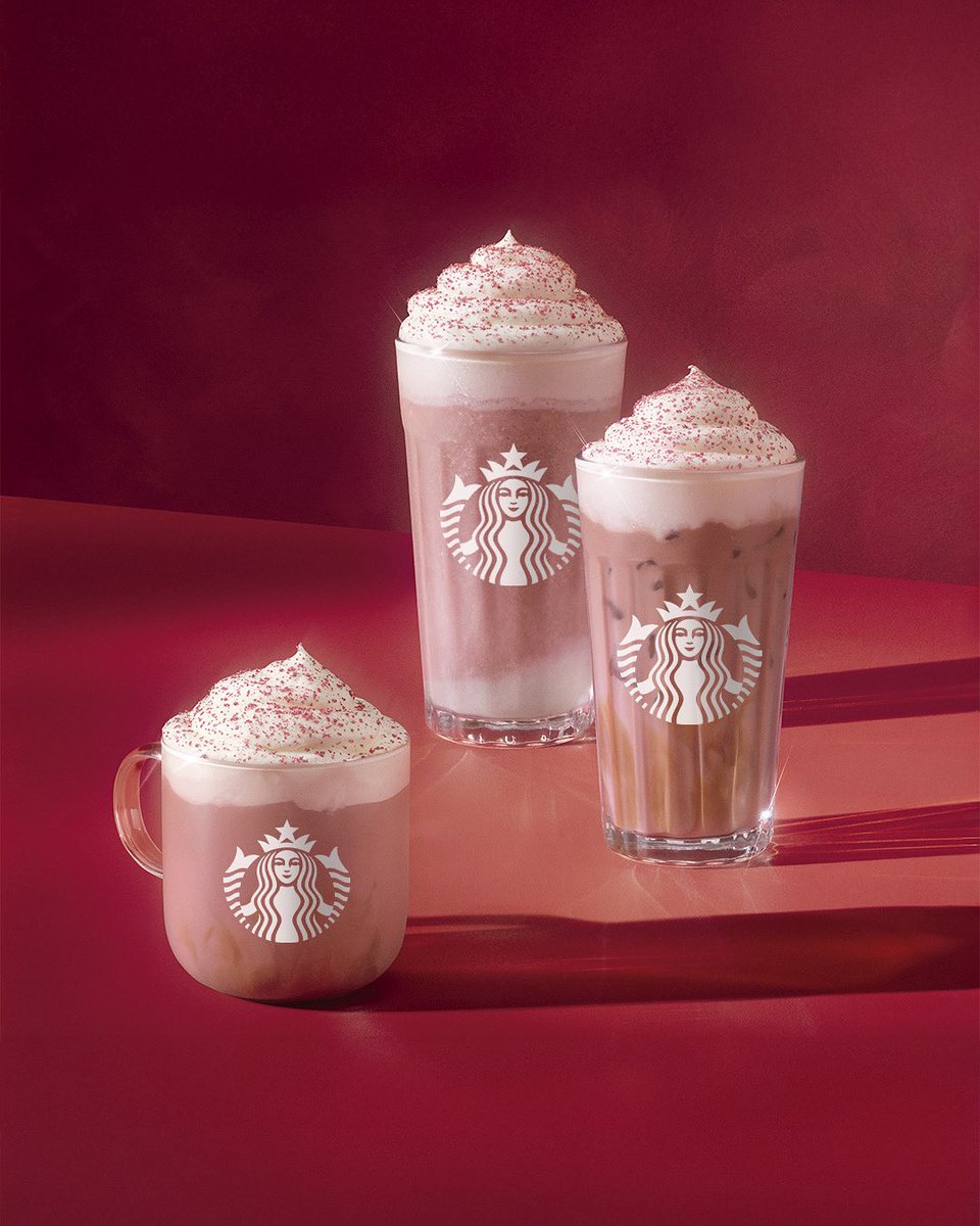 ❤️Quer sentir o sabor do Natal antes de todos? ❤️
 
Experimente, em exclusivo, a nova bebida da época: Red Velvet Cake. Lembre-se que o acesso antecipado é só para membros da Starb ucks Rewards. Descarregue a app através da nossa bio!