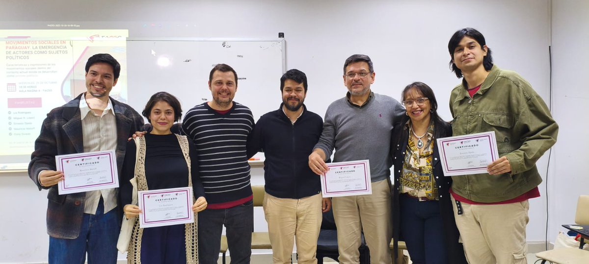 maurimaluff's tweet image. Lindo conversatorio tuvimos ayer en la @FacsoUna sobre movimientos sociales emergentes en Paraguay. Yo hablé de @opama_py y la emergencia de movimientos sociales urbanos. Gracias a los profes Rodolfo Florentín, Sara López, y @EnriqueConH por la invitación!