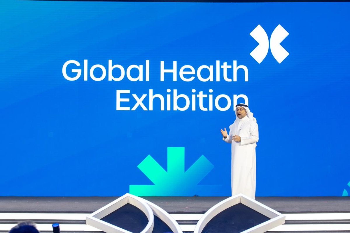 omar_Alkhamis_'s tweet photo. سعدت بحضور #ملتقى_الصحة_العالمي، والذي يجمع نخبة من الخبراء والمختصين في قطاع الصحة لتعزيز مستقبل أكثر صحة ووعياً، حيث تم توقيع اتفاقية تعاون بين الهيئة العامة للطرق ووزارة الصحة ممثلة في #عش_بصحة بهدف تعزيز التعاون في مجالات التوعية الصحية والمبادرات المجتمعية. https://t.co/fsqdr5w0HL