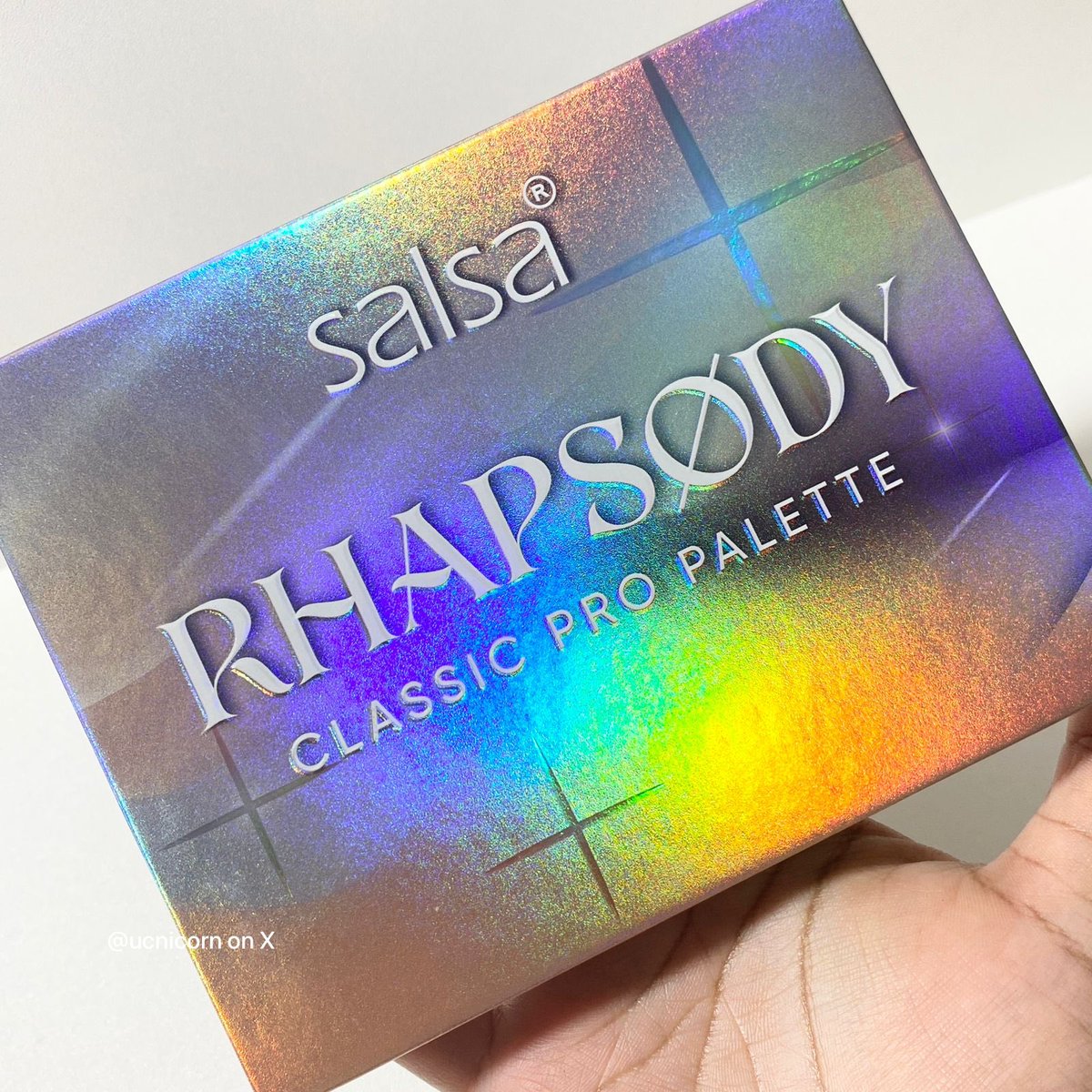 a beautiful palette for an even more stunning look💗✨

kalo bisa pake satu palette buat hasil makeup yang on point, why not?!🙂‍↔️