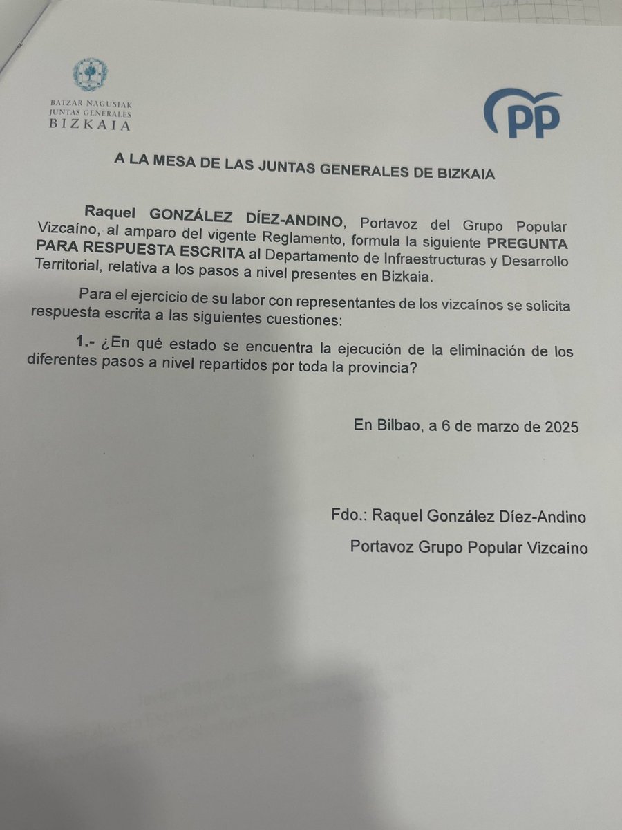 Son varias las iniciativas,quejas  y peticiones del <a href="/ppopular/">Partido Popular</a> en <a href="/Bizkaia/">Bizkaiko Foru Aldundia/Diputación Foral de Bizkaia</a> para eliminar los pasos a nivel que ya se han cobrado 2 vidas

Cero acciones del gobierno 

Ni #Pnv ni #Psoe lo solucionan o priorizan en negociaciones con el ministerio

DEP y Nuestro cariño a la familia