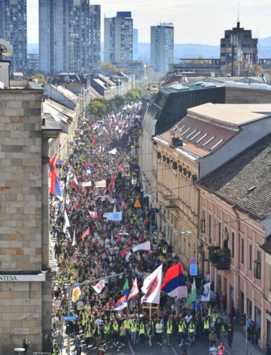 Aktuelni Predsednik Nigerije tweet media