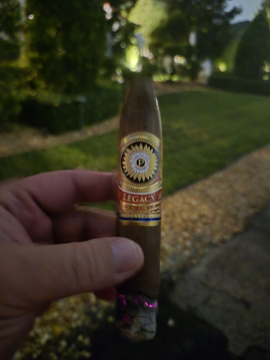 Rise &amp; Shine ☕️🏋‍♂️🚶‍♂️📈 🇺🇲
#CIGARLIFE🔥💨🎃🎃🎃
<a href="/ChacocII/">Taterballs</a> <a href="/svcigar/">Sean</a> <a href="/PuffSmokeNAsh/">Joey Deez 🌰🌰</a> <a href="/supercigardave/">Super Dave</a> <a href="/MobRules2020/">MobRules</a> <a href="/tomtampabay/">Tom</a> <a href="/Steve_CigarGuy/">Cigar Guy</a> <a href="/rebelchefjay2/">🇵🇷Rebel Chef Jay🇵🇷</a> <a href="/mig_mun/">Miguel</a> <a href="/Xstogies/">Xstogies</a> <a href="/mikethepepsiguy/">mike c</a> <a href="/TheSlowhand12/">Lou</a> <a href="/Not_That_JB/">JB</a> <a href="/TheSilverLeo/">TheSilverLeo</a> <a href="/AshandEspresso/">Scenic Rivers and Cigars</a> <a href="/Constan70997526/">Sybarite</a> <a href="/stogiedad/">StogieDad</a>