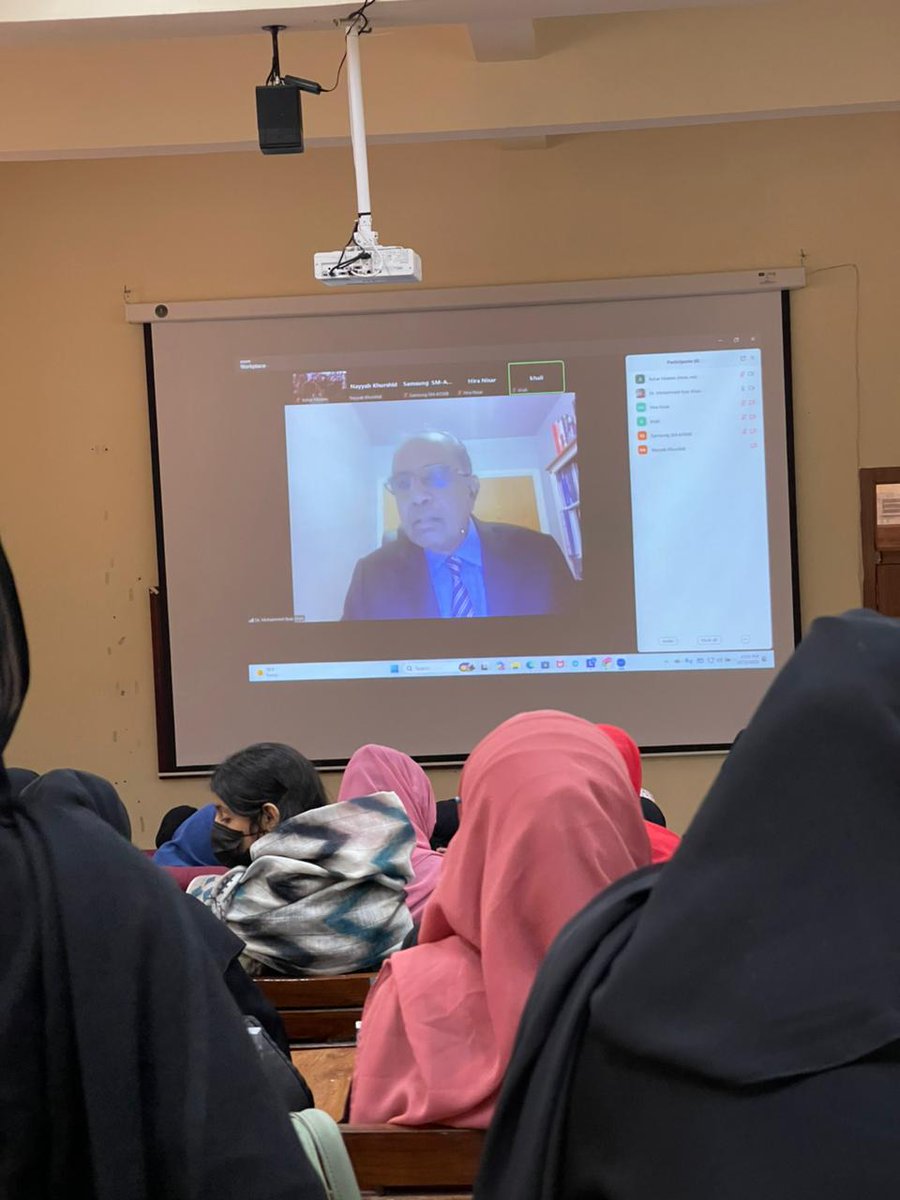 UAJK_Official's tweet photo. @UAJK_Official organized a multi-campus webinar on “Women’s Health and Early Detection of Breast Cancer” led by Prof. Dr. @asohail68 &amp; addressed by Dr. Mohammed Ilyas Khan (USA) to raise awareness and promote preventive health among female students and staff. @hecpkofficial https://t.co/mAouq0N5mq