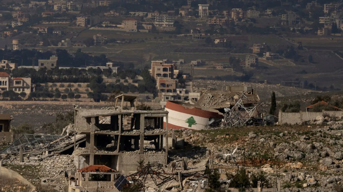 【以色列发动空袭后，美国敦促黎巴嫩推进真主党解除武装】
在美国特使前往贝鲁特商谈该武装组织未来之际，以色列空袭行动似乎有所升级。
www1.ftchinese.com/interactive/23…