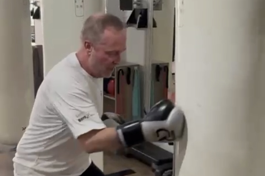 cnandco's tweet image. CN&amp;amp;CO’s @donfrolic is back in exercise mode. He came across this TED Talk that perfectly explains why it’s so good for his brain. Worth a watch! cnandco.com/2025/10/28/ted… 

#TEDTalkTuesday #ExerciseForTheMind #Wellbeing #BrainHealth #CNandCO