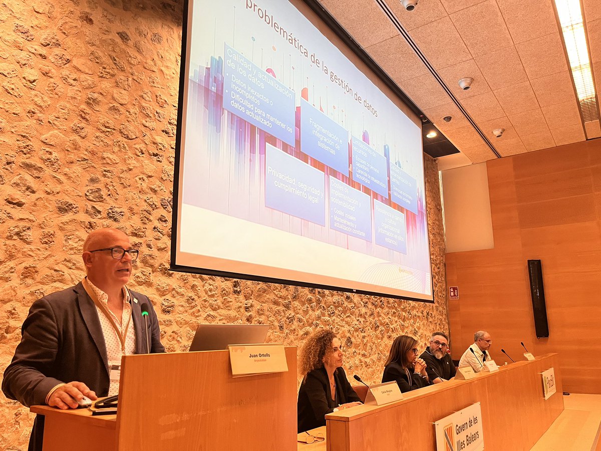 Fundació Bit tweet media