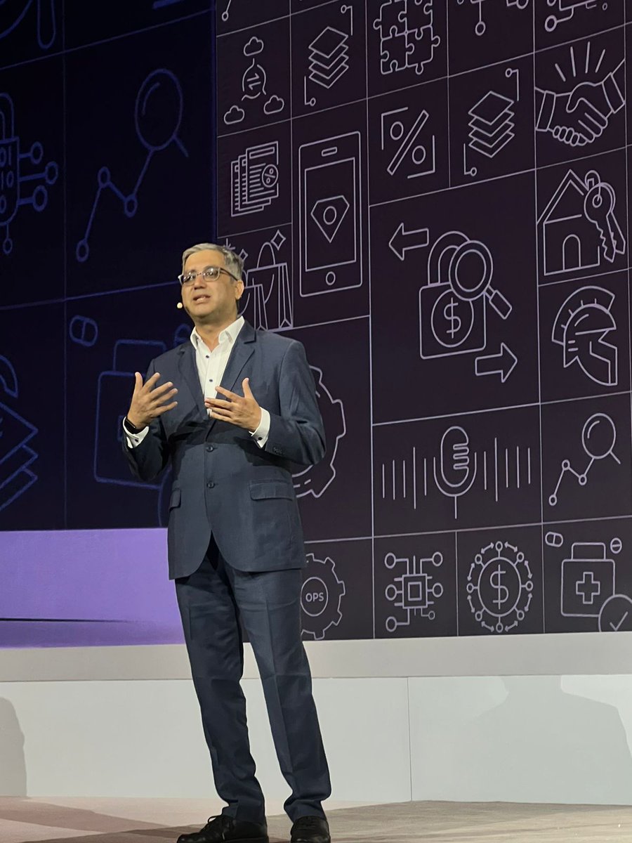 Finacle's tweet image. At #FinacleConclave, Jack de Mooij from @Rabobank, Samuel Kirubi from @EQUITYBANK &amp;amp; Puneet Chhahira from @Finacle explored how #BaaS and #EmbeddedFinance are reshaping financial engagement - helping banks scale from pilots to platforms and build monetizable, next-gen ecosystems.