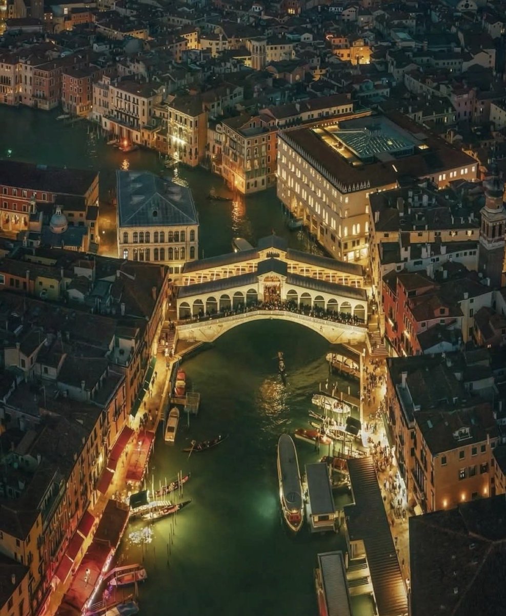 W0rld2026's tweet image. Venice, Italy