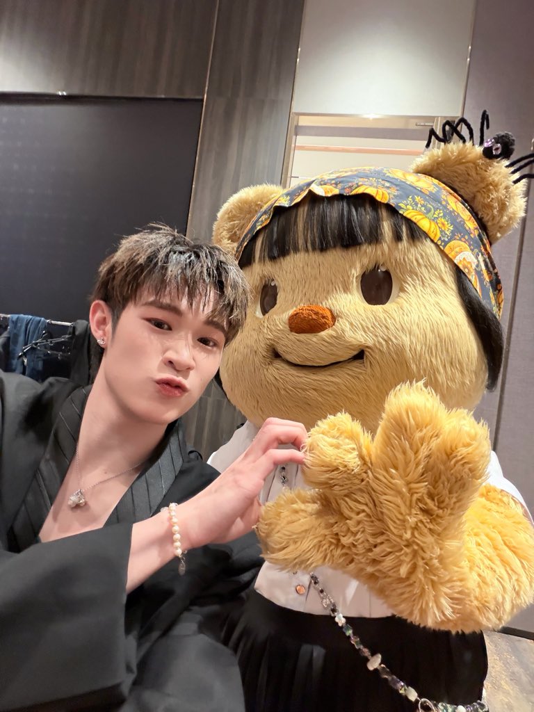 น้องณฐหัวใจพี่เนยนะค้าบ 🫶🏻
ZOMVIVOR X NETFLIX
#ZomvivorAwakeningNight