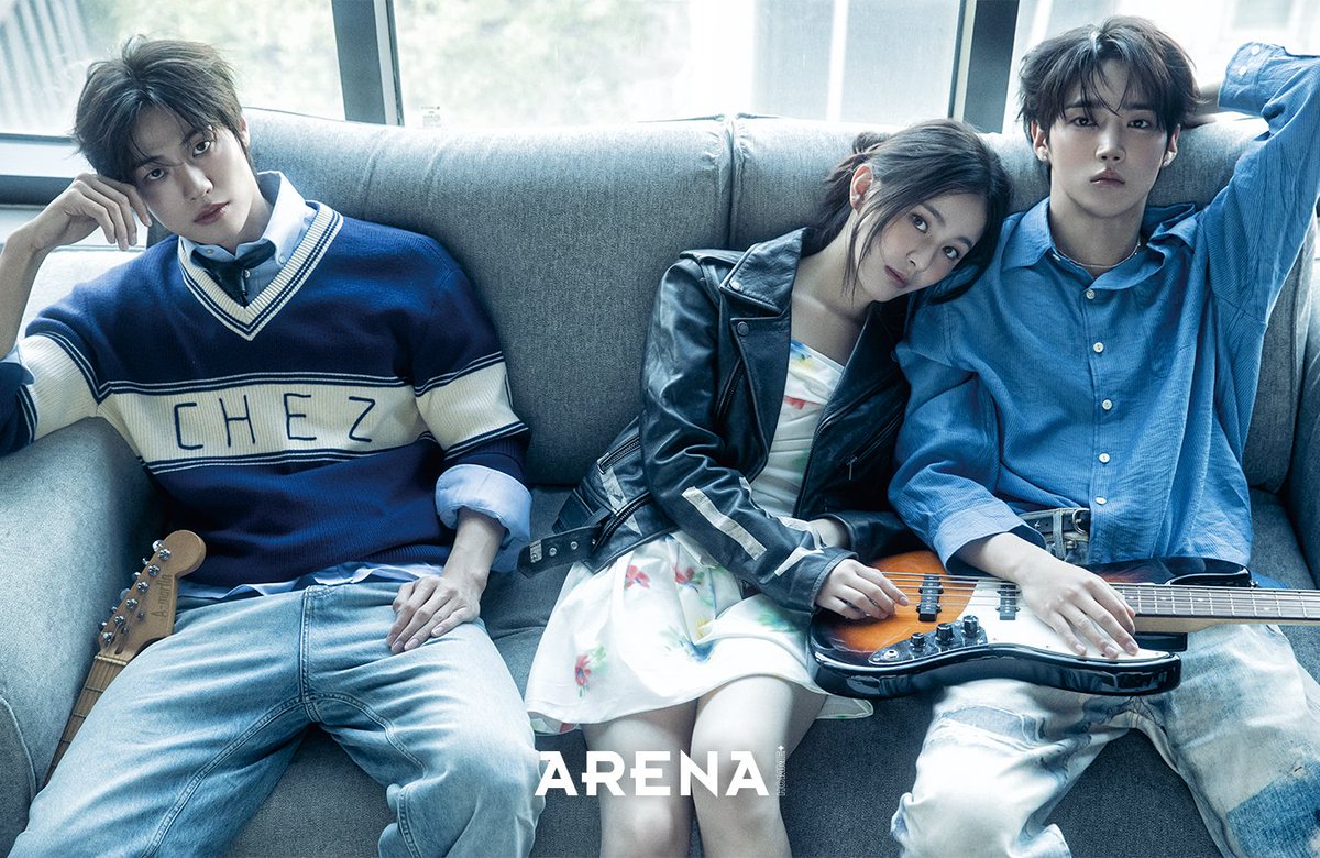 ⠀
"Eira hobinya ngapain?"
: Nyender, Kak. 🧍🏻‍♀️
⠀