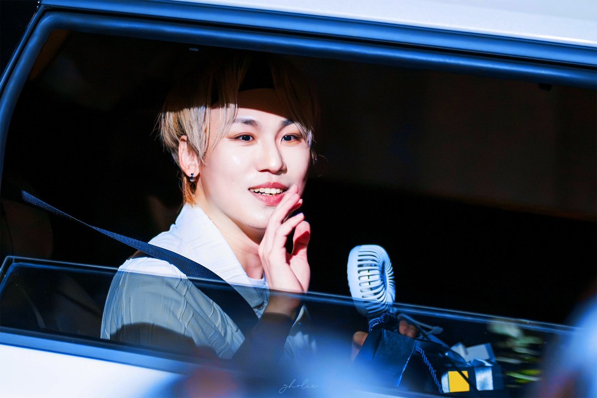 GUITARHOLICxxx's tweet image. HBD Danny 👋🏻 #DannyLee 🎂