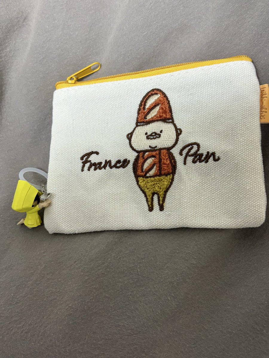 念願のゴッホの玉ねぎスープ😭
（フェルメールは食べそびれました…）

でも探してたガチャはゲットできました💕