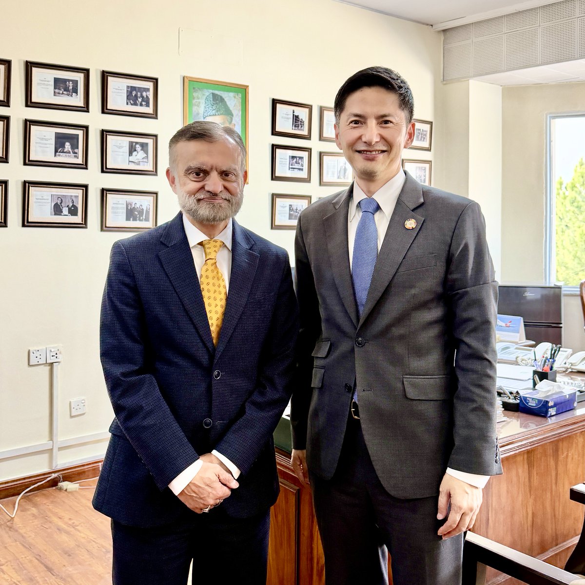iori_IOM's tweet image. 🇵🇰 Honored to call on #Pakistan Ministry of Foreign Affairs’ Special Secretary for @UN, Amb. Nabeel Munir.  Grateful for Pakistan’s enduring partnership with @IOM_Pakistan in advancing safe, orderly and regular #migration for all.