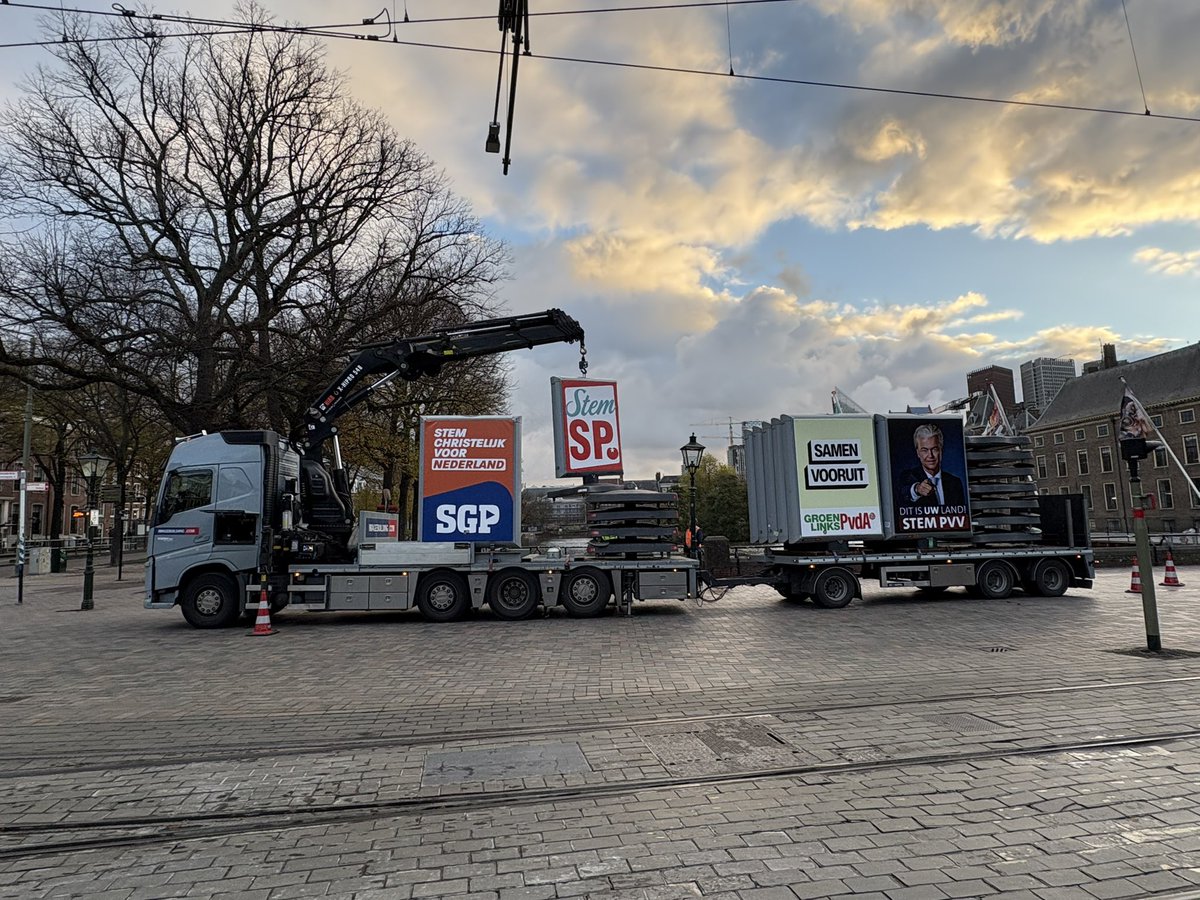 The day after… al het bewijs dat er ooit verkiezingen waren werd vanochtend meteen verwijderd. #verkiezingen2025 #denhaag