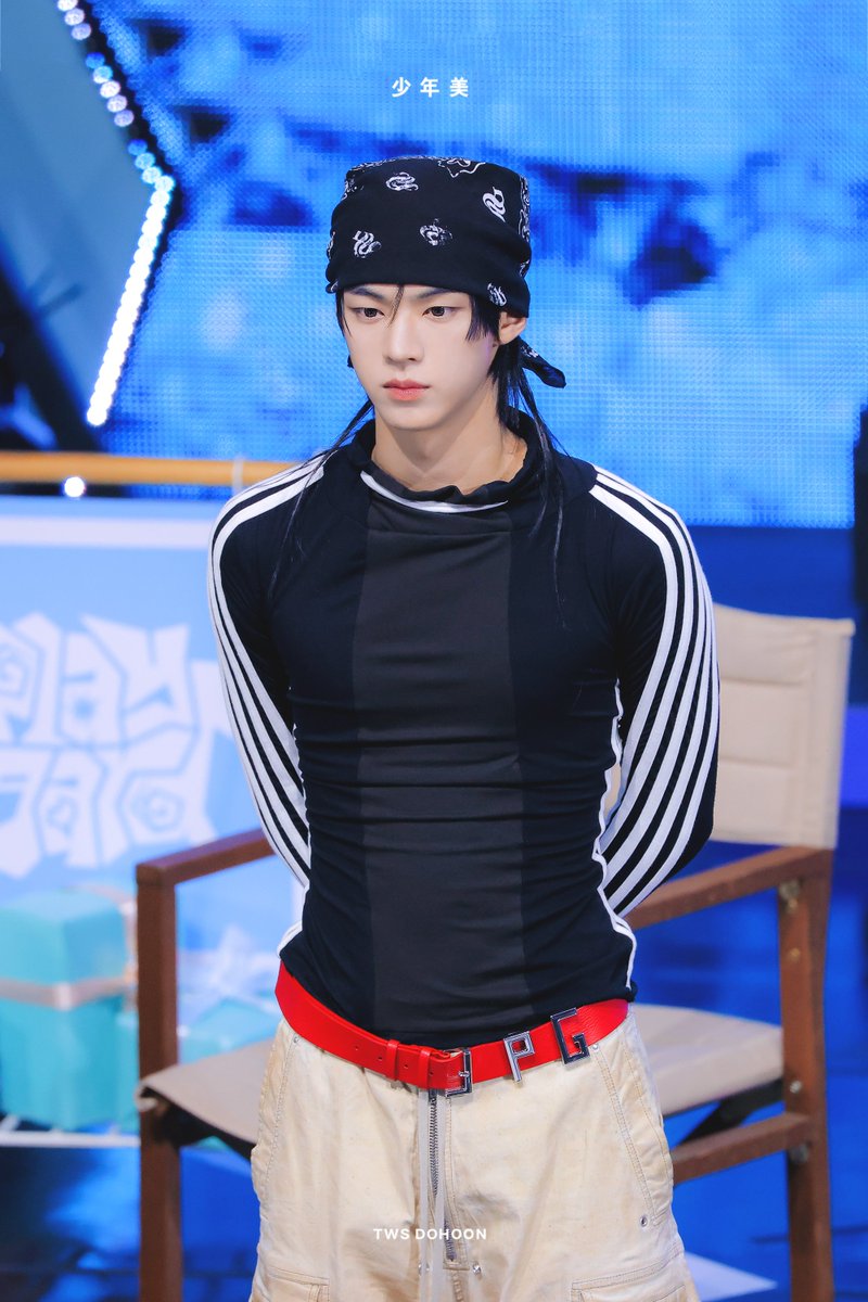 少年美 tweet media