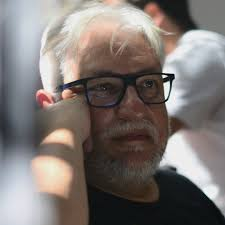 EscapeNoticias's tweet photo. Irigaray: “Estamos decidiendo dejar de pensar, de escribir, de generar, buscando la facilidad de encontrar. La inteligencia artificial no es #neutra. Supone bases de datos generadas por personas y con #sesgos determinados". https://t.co/AlT0QzHU9l