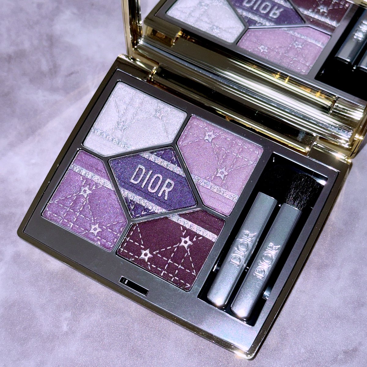 om4_f's tweet photo. Dior - ディオールショウ サンククルール (ホリデーコレクション2025) 912 プラムパレード https://t.co/xDXQhJB4pj