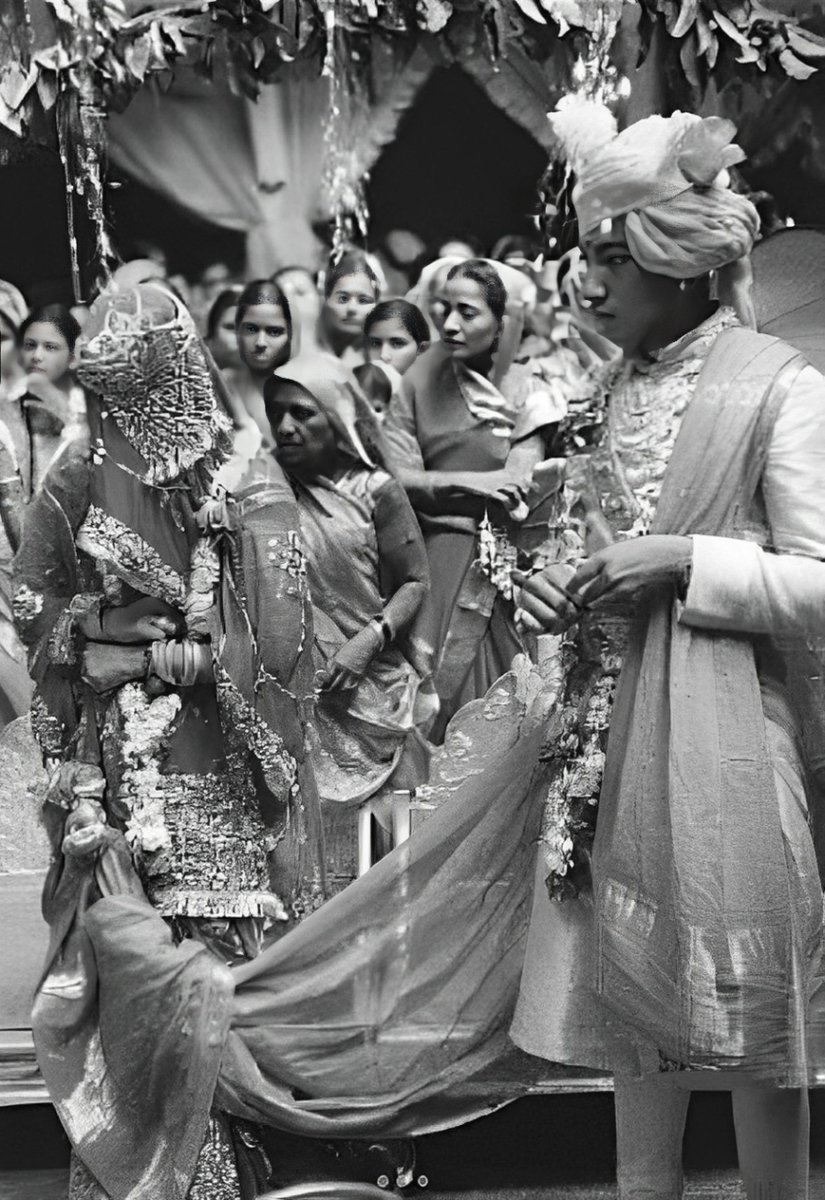 The wedding of Baiji Raj Shri Prem Kumariji Sahiba of Jaipur and Colonel Yuvaraj Shri Jaideepsinhji Sobhagsinhji Sahib of Devgadh-Baria in 1948 was the first marriage of a Jaipur princess in more than a century. The festivities lasted for two weeks, about 11,000 guests were (1/3)