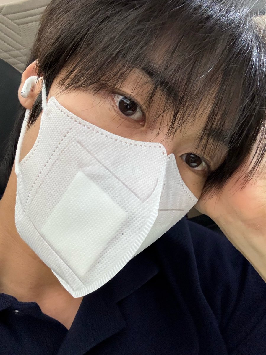 승협아 생일 축하해🤍❤️🤍❤️ 
오늘 하루 맛있는거 많이 먹고 행복만 하쟝 
#승협이와_행복해버리기 
#HAPPY_SEUNGHYUB_DAY