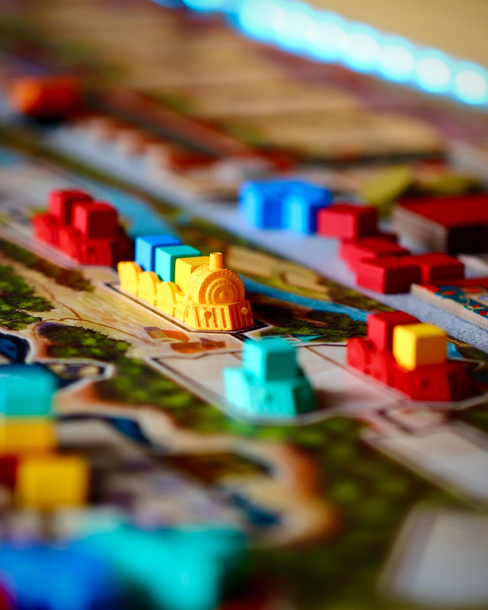 Sentieiro's tweet image. Movers and Shakers
Amazing pics!
via @tabletoppings 
#boardgames