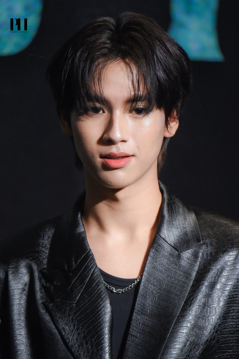 อันนี้ไม่ใช่หน้าร้อนนะครับ แต่เป็นหน้าหล่อ👌🏻

ZOMVIVOR X NETFLIX 
#ZomvivorAwakeningNight
#chira_patt <a href="/chira_patt/">pat(ji)</a>