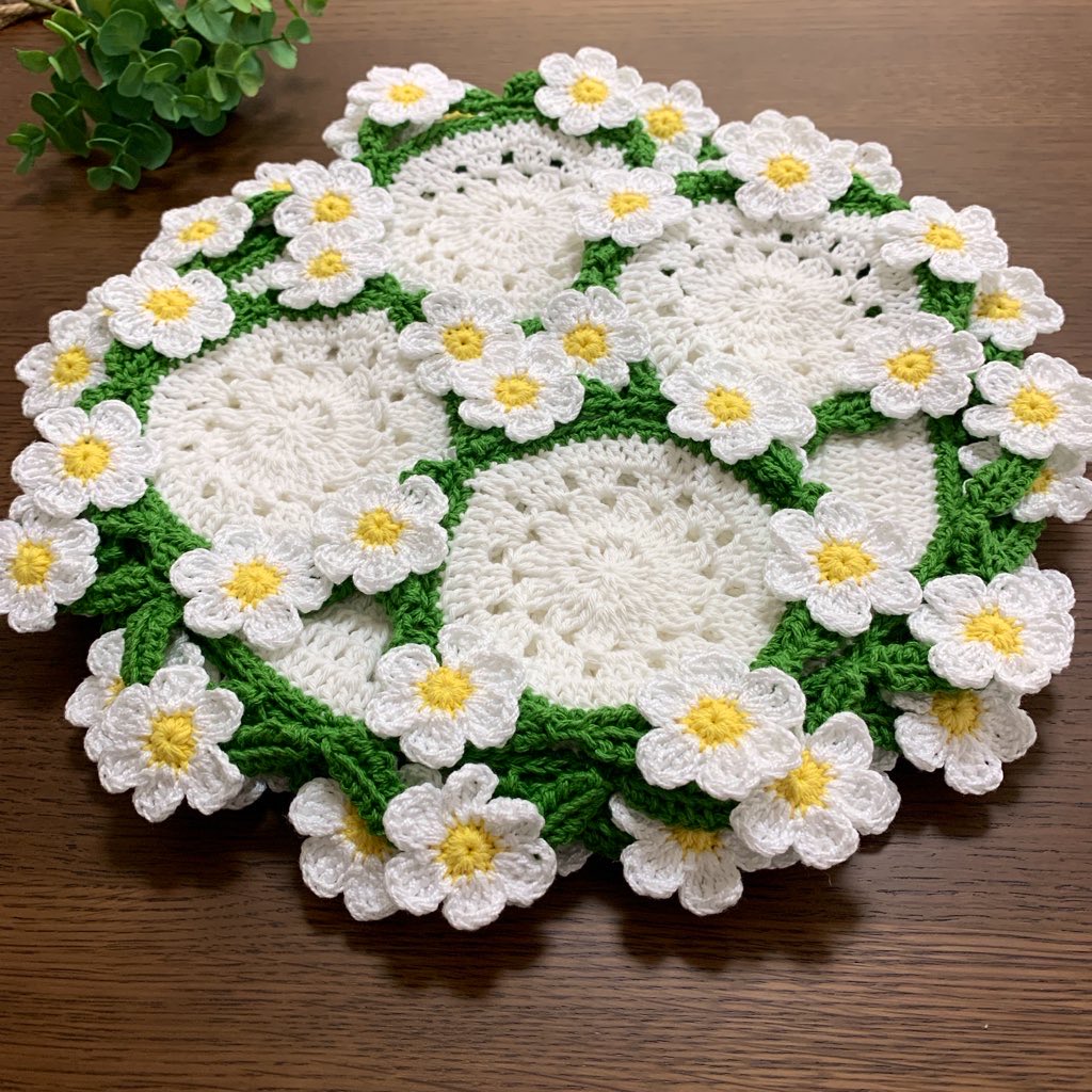 こんばんは🙂‍↕️🌿
疲労困憊😂💦

皆さん、穏やかな夜を🙂‍↕️🌿✨

#かぎ針編みデイジー
#かぎ針編みの花束
#ブルバ
#かぎ針編みのお花