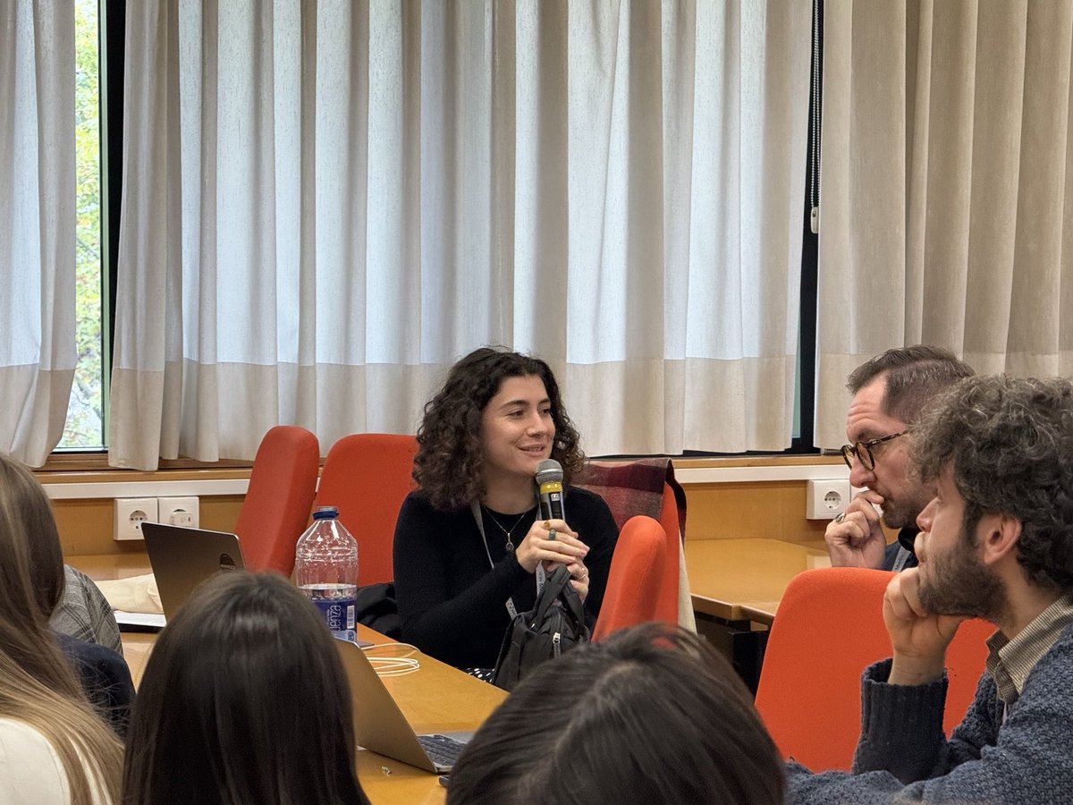 🗣️ Jason Potel (<a href="/JasonPotel/">Jason Potel</a>) from Goldsmiths, <a href="/LondonU/">University of London</a> 🇬🇧, discusses which psychological traits are most susceptible to AI-generated misinformation in “Smart Lies, Smarter Tools.”
Moderated by Carolina Fernández-Castrillo (<a href="/CFCastrillo_/">CAROLINA FERNÁNDEZ-CASTRILLO</a>).
#EUDisinfo_Congress