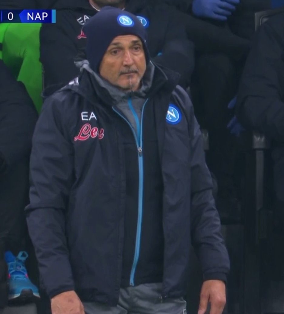 Dusaninho's tweet photo. Spalletti al primo allenamento: https://t.co/5mptkrOm5L