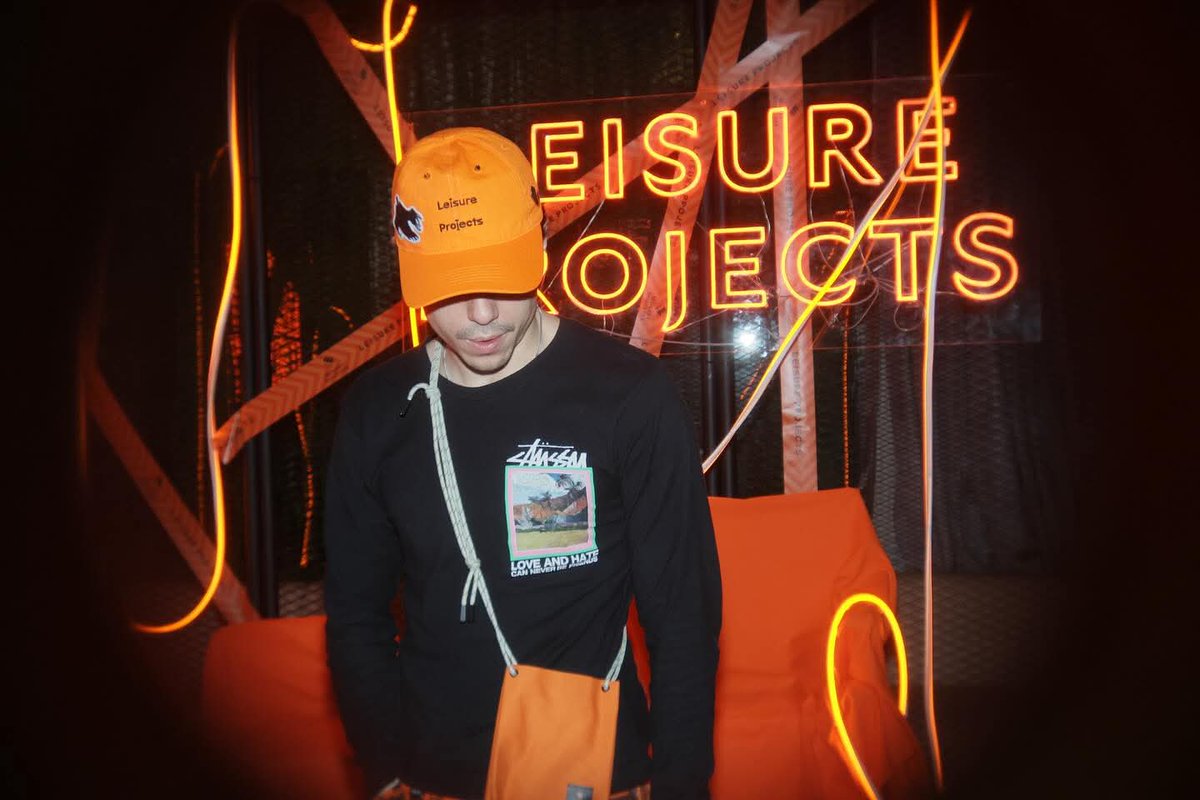 benjaminvarneey's tweet photo. IG : chipmunkben ( new post )
" 🎃🎃🎃🎃
# Monkeyshoulder
# Makeitmonkey
# Lightupthebeat
# LeisureprojectsXMonkeyShoulder
# LeisureProjects "
( https://t.co/zaPRQ3n6dk )
30 / 10 /2025
#benjaminjosephvarney
#chipmunkben https://t.co/KDcmitPTu3
