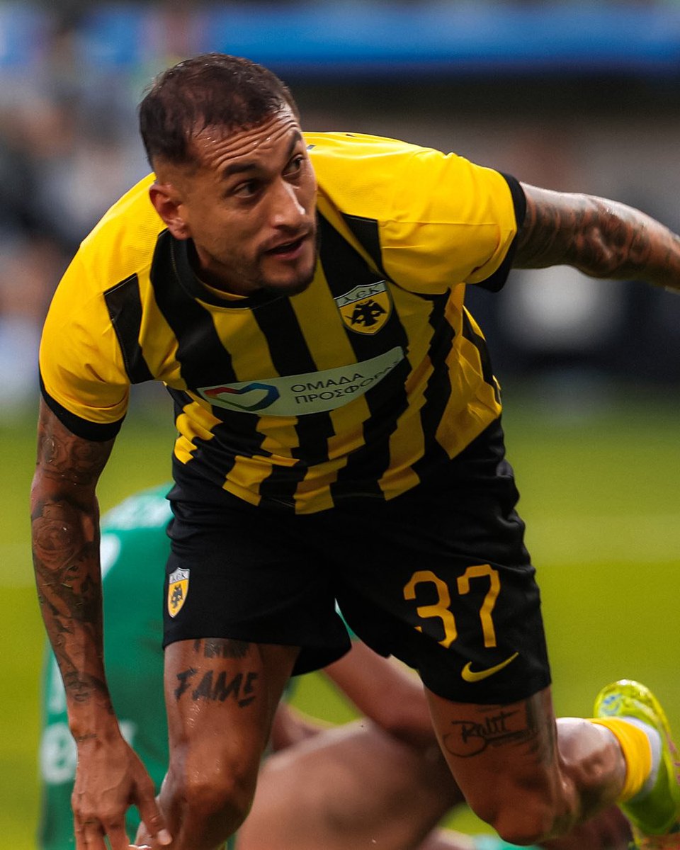 🚨Pereyra has returned from his long injury according to reports and he will be available for AEK in domestic and European competition now. 🟡⚫️

#aek #aekfc #monoaek #forzaaekara #aekara #tucu