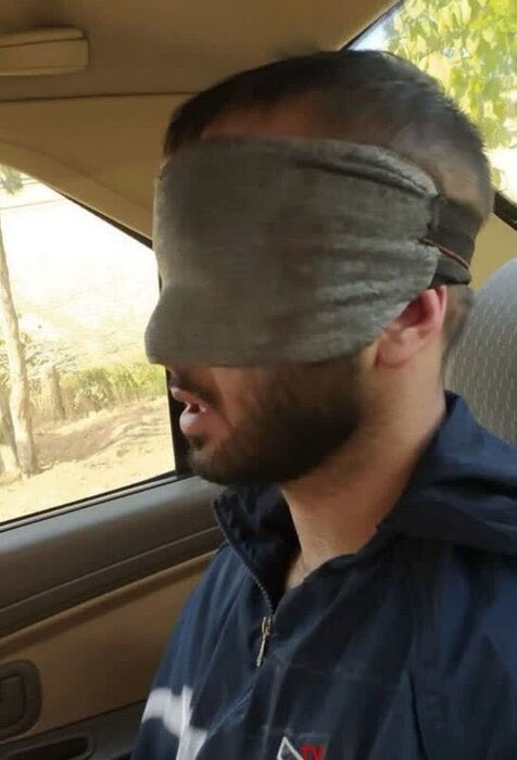 من سه سالی میشه که گیر کردم توی یه ثانیه
#توماج_صالحی 
۱۴۰۱/۰۸/۰۸