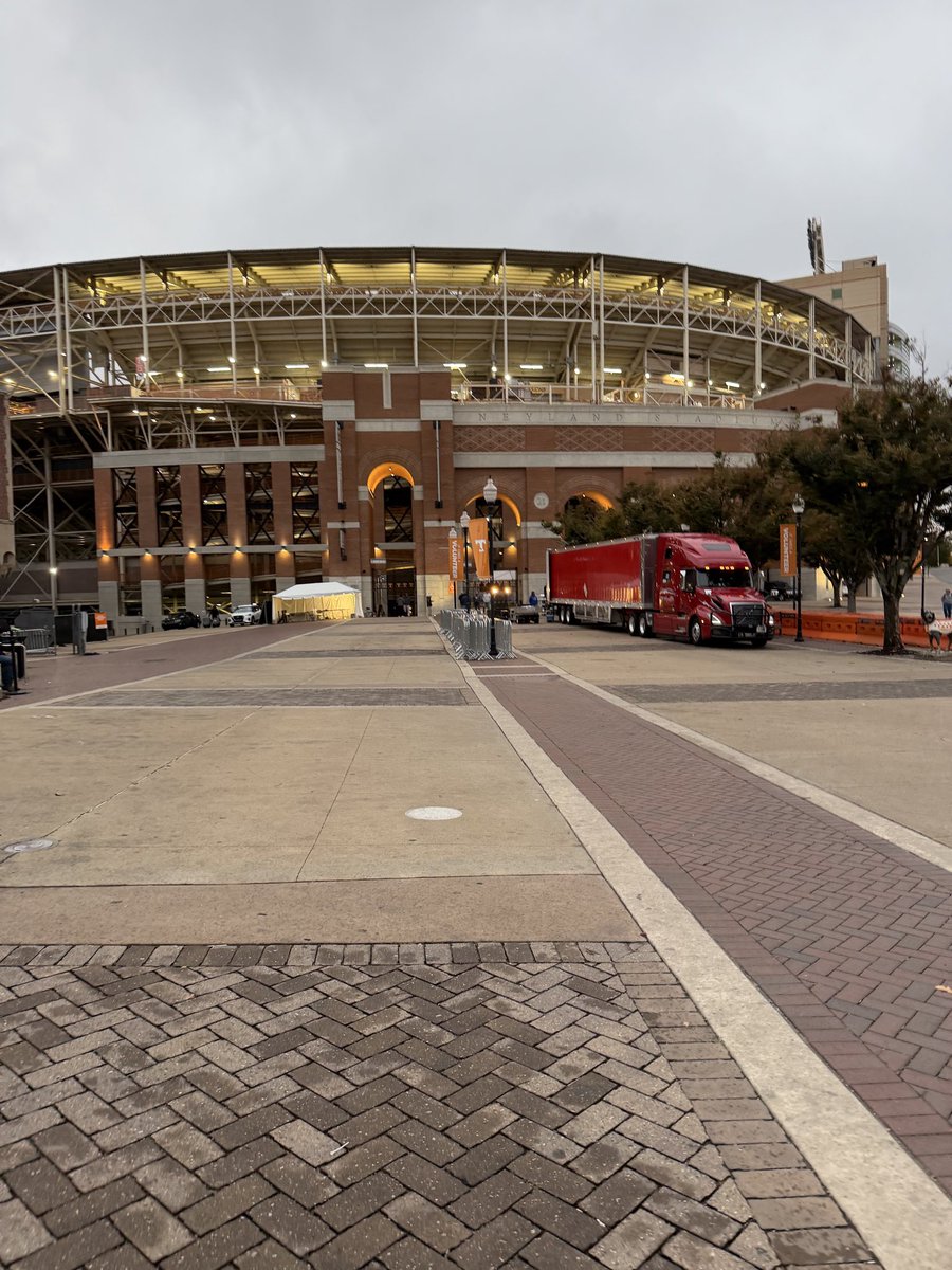 🍊🍊🍊 tweet media