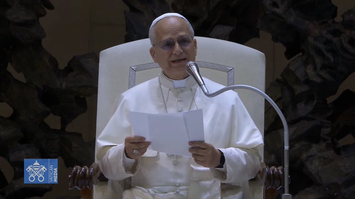 CatholicSat's tweet photo. Pope Leo XIV to University Students: “Dear friends, do not look to shooting stars, on which fragile wishes are entrusted.  Look higher still, toward Jesus Christ, “the sun of righteousness”, who will always guide you along the paths of life.” https://t.co/L6GCyQGAJO