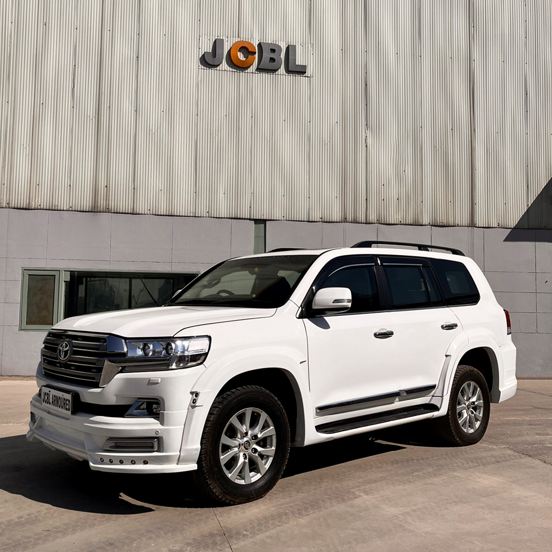 jcblarmoring's tweet image. Luxury meets protection like never before!

Explore how JCBL is engineering a new class of armoured vehicles — blending cutting-edge security with unmatched sophistication for those who demand both safety and style.

Read More: tinyurl.com/mwpxe7zz

#JCBLArmouringSolutions